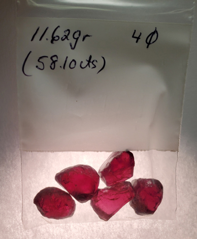 rhodolite garnet rough